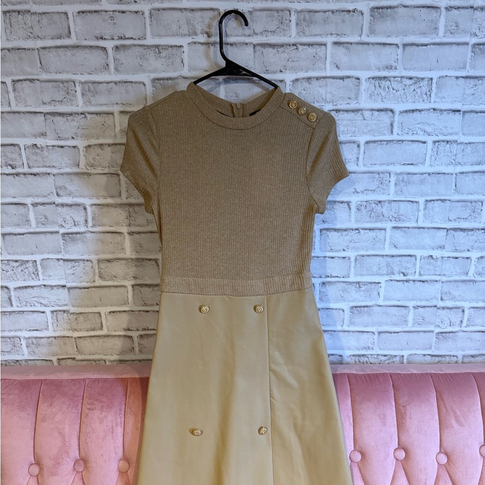 Elegant Tan Short Sleeve Dress
